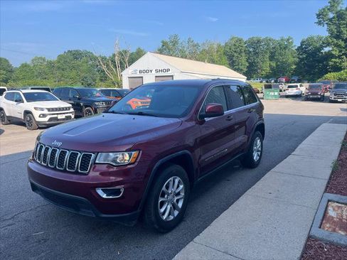 Used 2022 Jeep Grand Cherokee Laredo E AWD/4WD image 4