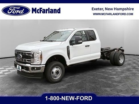 New 2026 Ford F350 XLT w/ XLT Value Package AWD/4WD image 1