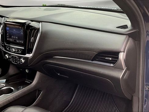 Certified 2022 Chevrolet Traverse LT image 28