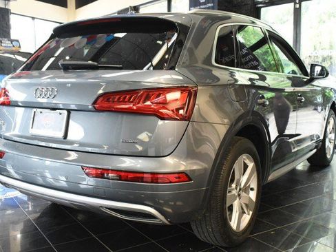 Used 2019 Audi Q5 2.0T Premium Plus w/ Premium Plus Package AWD/4WD image 10