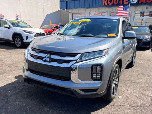Used 2022 Mitsubishi Outlander Sport Black Edition image 4