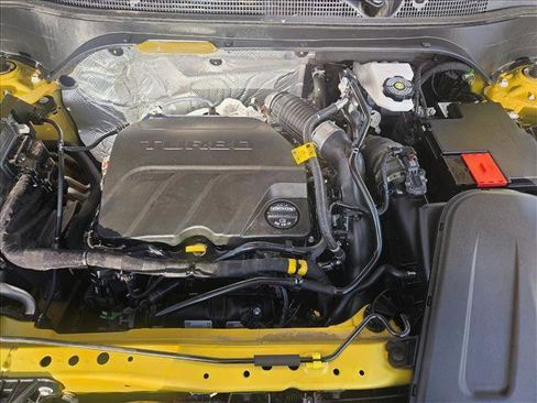 Used 2024 Chevrolet Trax RS w/ Sunroof Package image 22