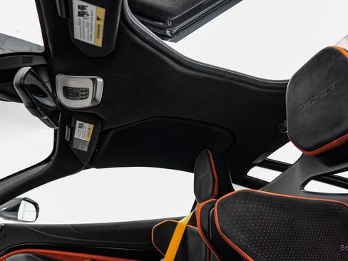 Used 2021 McLaren 765LT RWD image 51