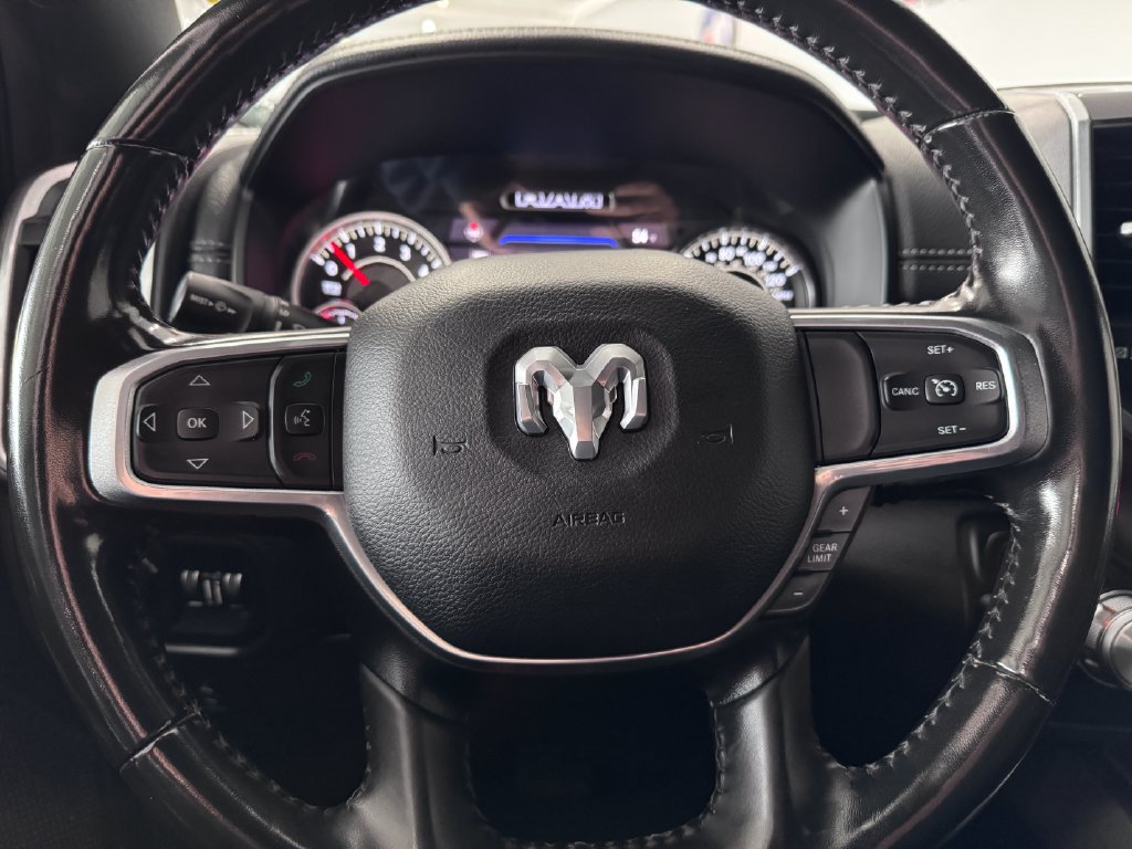 Used 2021 RAM 1500 Laramie w/ Sport Appearance Package AWD/4WD image 14