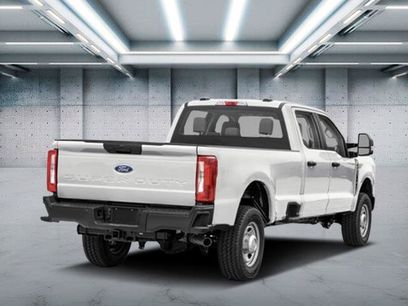 New 2026 Ford F350 XL w/ FX4 Off-Road Package