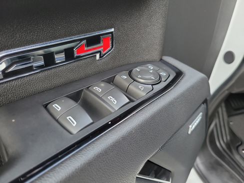 Used 2025 GMC Sierra 1500 AT4 AWD/4WD image 23