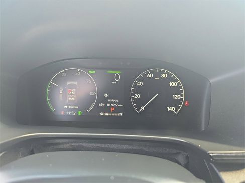 Used 2023 Honda CR-V Sport image 11