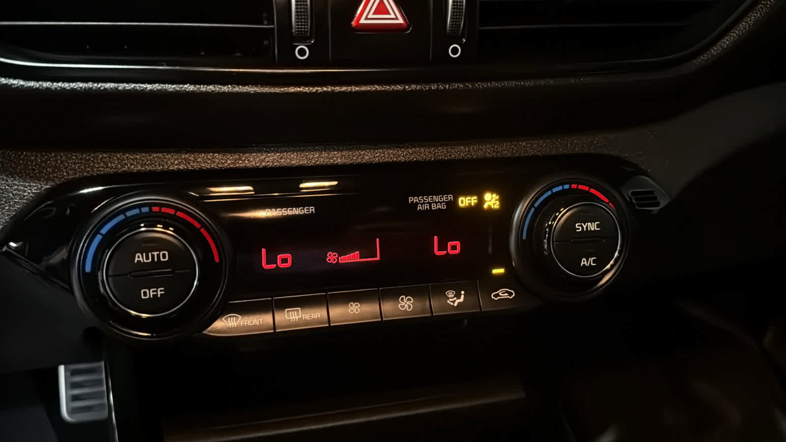 Used 2022 Kia Forte GT-Line w/ GT-Line Technology Package FWD image 19