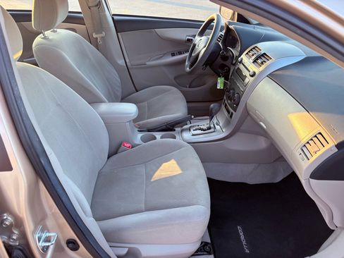 Used 2011 Toyota Corolla LE image 55