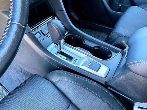 Used 2024 Subaru Ascent Premium w/ Convenience Package image 14