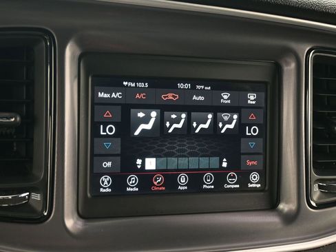 Used 2019 Dodge Challenger SXT image 20