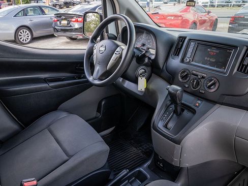 Used 2020 Nissan NV200 S w/ Back Door Glass Package image 20