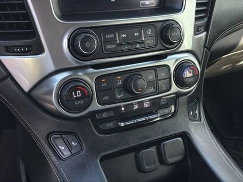 Used 2018 Chevrolet Tahoe LT AWD/4WD image 26