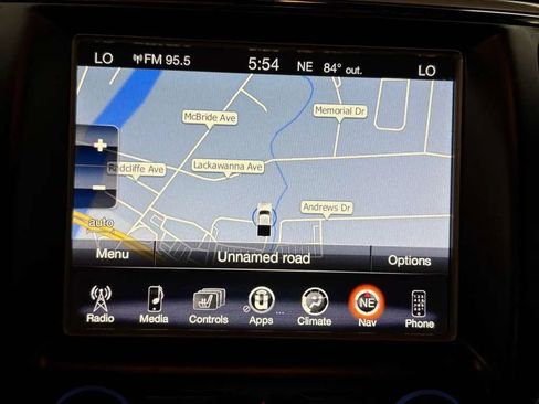 Used 2017 Jeep Grand Cherokee Limited AWD/4WD image 12