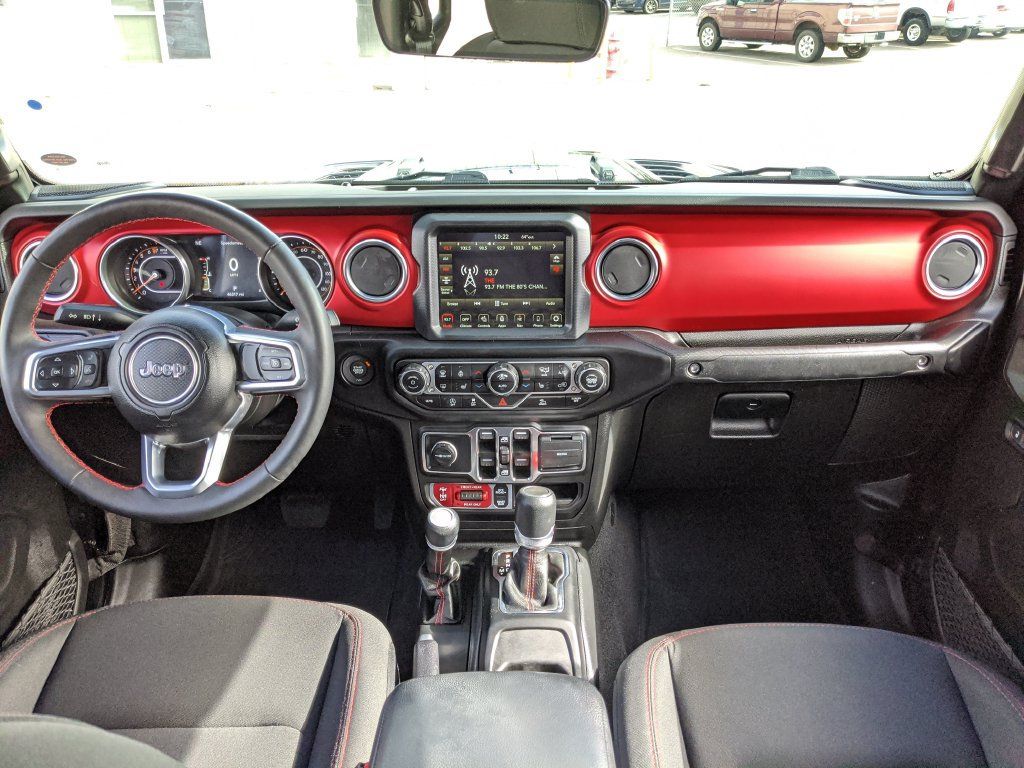 Used 2023 Jeep Gladiator Rubicon w/ Cold Weather Group AWD/4WD image 7