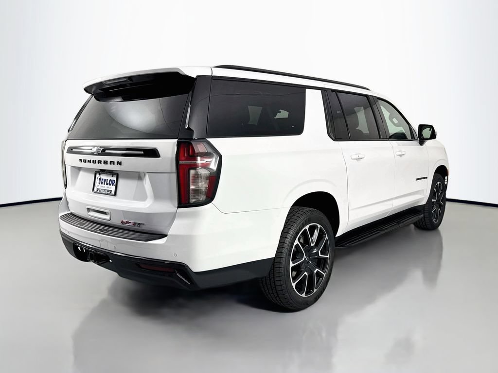 Certified 2023 Chevrolet Suburban RST w/ Luxury Package AWD/4WD image 7