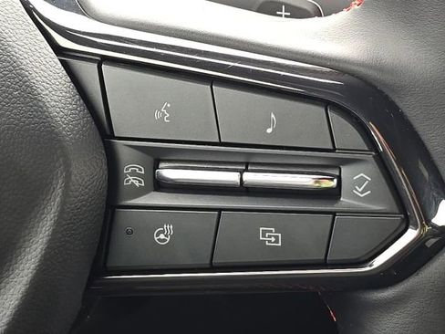 Used 2025 Chevrolet Traverse RS w/ LPO, Floor Liner Package FWD image 26
