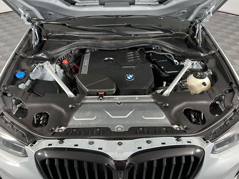 Used 2024 BMW X3 xDrive30i w/ Premium Package AWD/4WD image 2