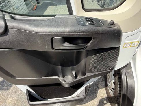 Used 2021 RAM ProMaster 2500 w/ Convenience Group image 19