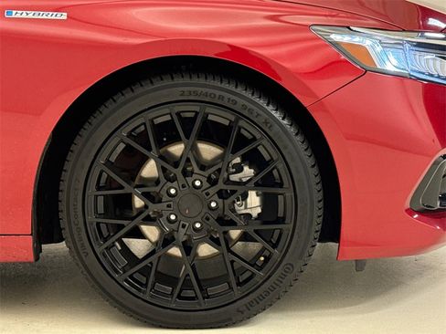 Used 2021 Honda Accord Touring image 7