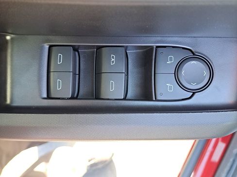 New 2026 GMC Canyon Elevation w/ Convenience Package image 19