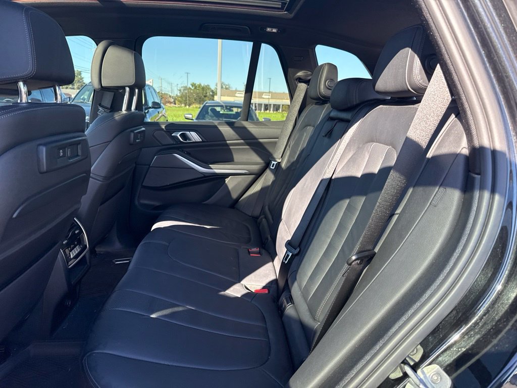 Used 2020 BMW X5 M50i w/ Premium Package AWD/4WD image 20