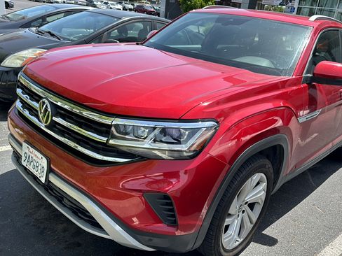 Used 2021 Volkswagen Atlas Cross Sport SEL FWD image 1