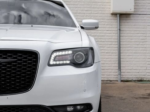 Used 2022 Chrysler 300 S RWD image 52