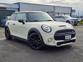 Used 2019 MINI Cooper S w/ Storage Package video 1