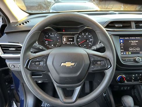Used 2022 Chevrolet TrailBlazer LT image 13