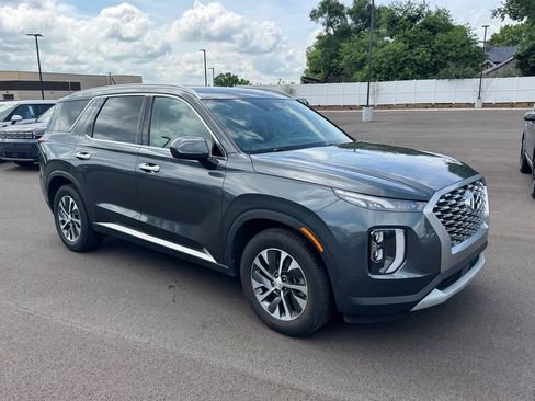 Used 2021 Hyundai Palisade SEL w/ Cargo Package FWD image 2