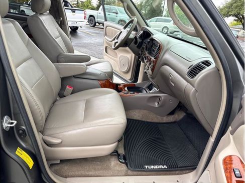 Used 2006 Toyota Tundra Limited image 25