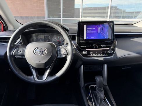 Used 2023 Toyota Corolla Cross LE image 16