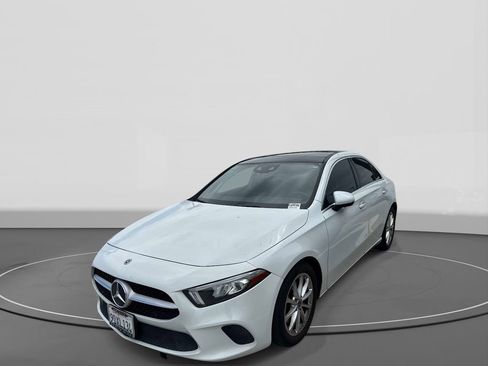 Used 2020 Mercedes-Benz A 220 image 2