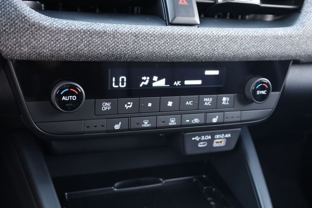 New 2026 Subaru Outback Limited AWD/4WD image 13