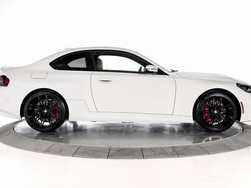 Used 2024 BMW M2 w/ Lighting Package image 8