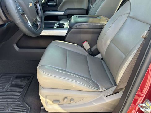 Used 2019 Chevrolet Silverado 2500 LTZ w/ Duramax Plus Package AWD/4WD image 18