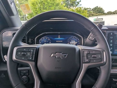 Used 2025 Chevrolet Silverado 1500 RST w/ Z71 Off-Road Package AWD/4WD image 27