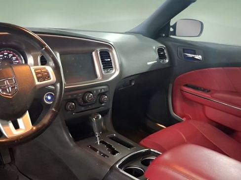 Used 2011 Dodge Charger R/T RWD image 10