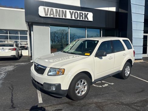 Used 2010 MAZDA Tribute i Sport image 9
