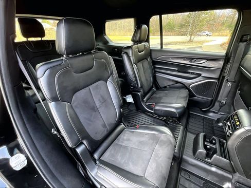 Used 2021 Jeep Grand Cherokee L Laredo AWD/4WD image 20