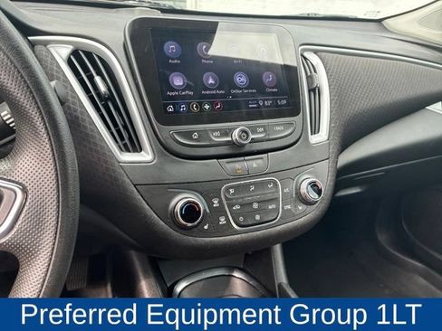Used 2024 Chevrolet Malibu LT FWD image 11
