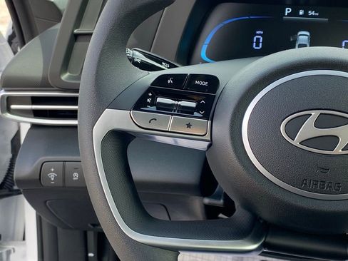 New 2026 Hyundai Elantra SE FWD image 11