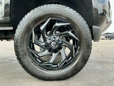 Used 2016 GMC Canyon SLT w/ Driver Alert Package image 21