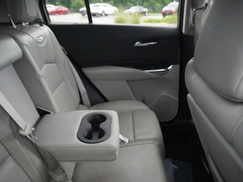 Used 2020 Cadillac XT4 Premium Luxury FWD image 11