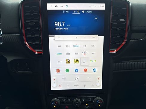 Used 2025 Ford Ranger Raptor image 18