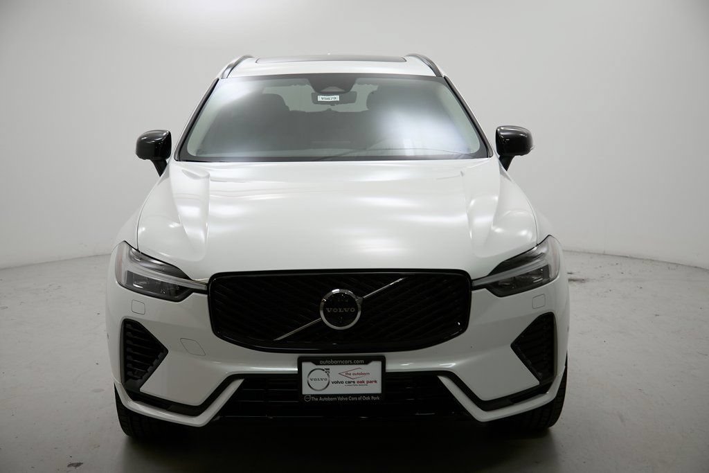 New 2026 Volvo XC60 T8 Plus w/ Climate Package AWD/4WD image 5