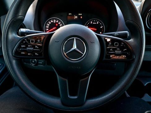 Used 2023 Mercedes-Benz Sprinter 2500 image 25