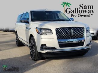 Certified 2022 Lincoln Navigator L Black Label AWD/4WD video 1