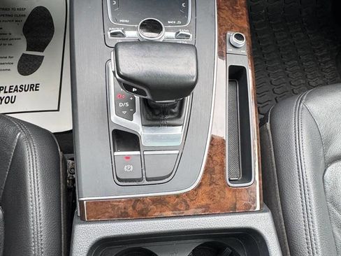 Used 2018 Audi Q5 2.0T Premium Plus w/ Premium Plus Package image 10